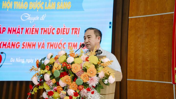 Bệnh viện Việt – Hàn Đà Nẵng cập nhật kiến thức điều trị thuốc kháng sinh và thuốc tim mạch